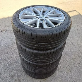 18 lik CAMRY