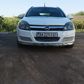 Opel Astra 2004