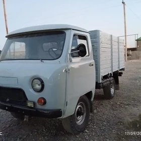 UAZ 2206 1984
