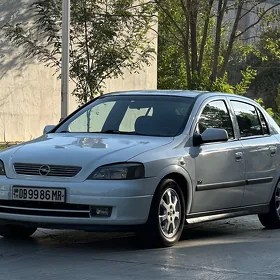 Opel Astra 2003