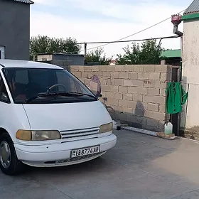 Toyota Previa 1993
