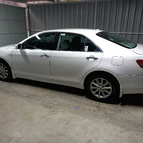 Toyota Camry 2010
