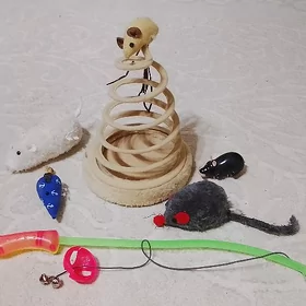 игрушки для кошек. когтеточка
