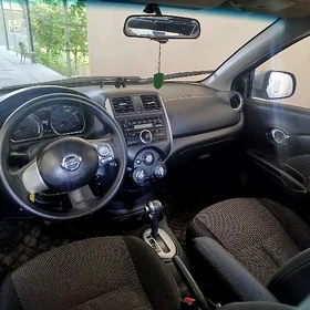 Nissan Versa 2013