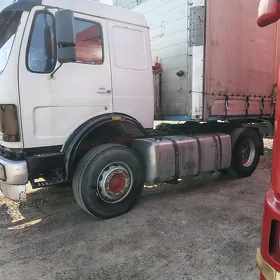 Mercedes-Benz ACTROS 3331 1980
