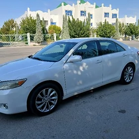 Toyota Camry 2011