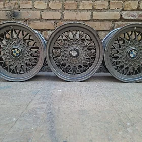 BMW E 34 BBS DİSKA R /15
