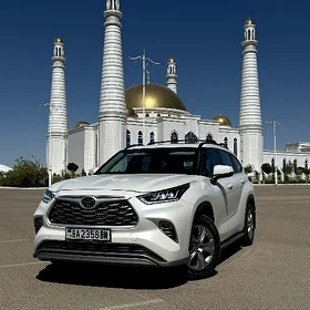 Toyota Highlander 2020