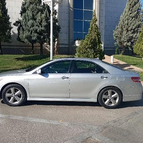 Toyota Camry 2010