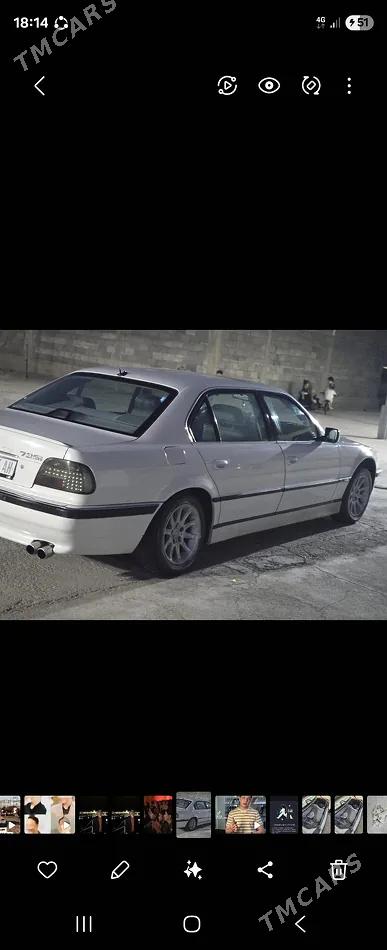 BMW 730 2000 - 1