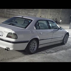BMW 730 2000