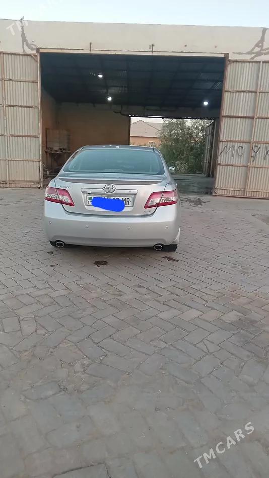 Toyota Camry 2010 - 1