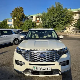 Ford Explorer 2021