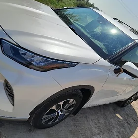 Toyota Highlander 2020