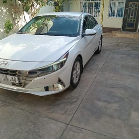 Hyundai Elantra 2021