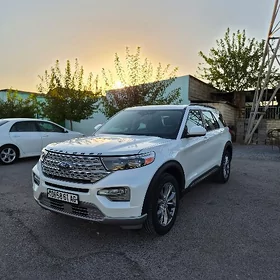 Ford Explorer 2022