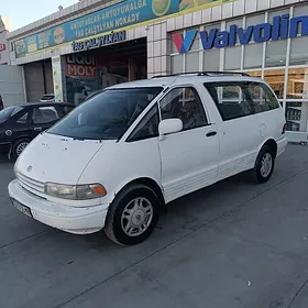 Toyota Previa 1993