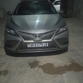 Toyota Camry 2022