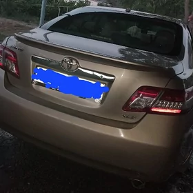 Toyota Camry 2011