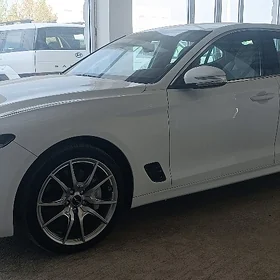 Genesis G70 2024