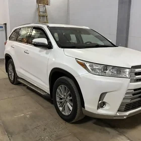 Toyota Highlander 2018