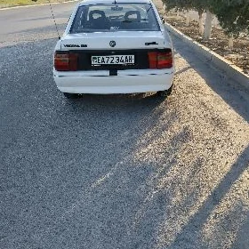 Opel Vectra 1990