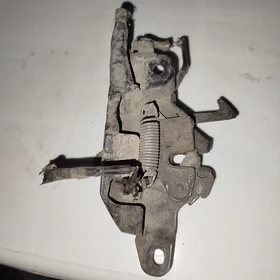 4Runner kapot zamok