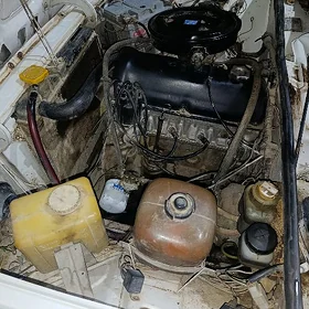 Lada 2103 1999