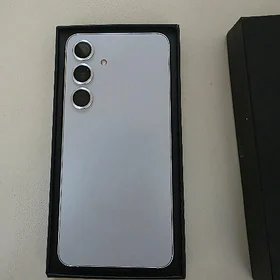 SAMSUNG S24