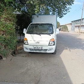 Kia Bongo 2013