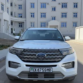 Ford Explorer 2023