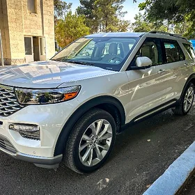 Ford Explorer 2024
