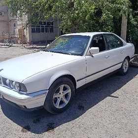 BMW 520 1988