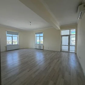 GURTLY 2023 4/3 4 KOMNAT 190m²