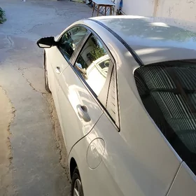Hyundai Elantra 2021