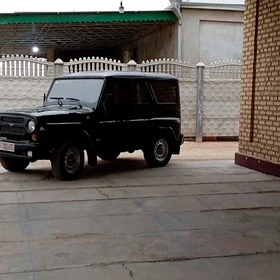 UAZ 469 2003