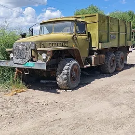Ural 4320 1993
