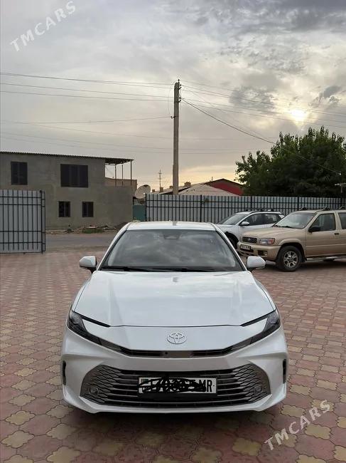 Toyota Camry Hybrid 2024 - 1