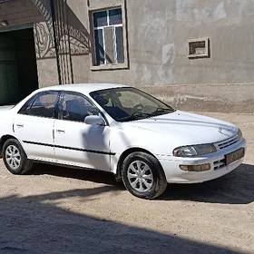 Toyota Carina 1992