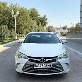 Toyota Camry 2015