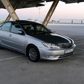 Toyota Camry 2004