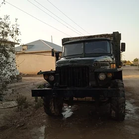 Ural 4320 1980
