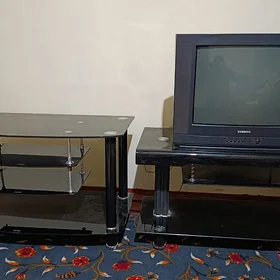 Telewizor, postawkalar