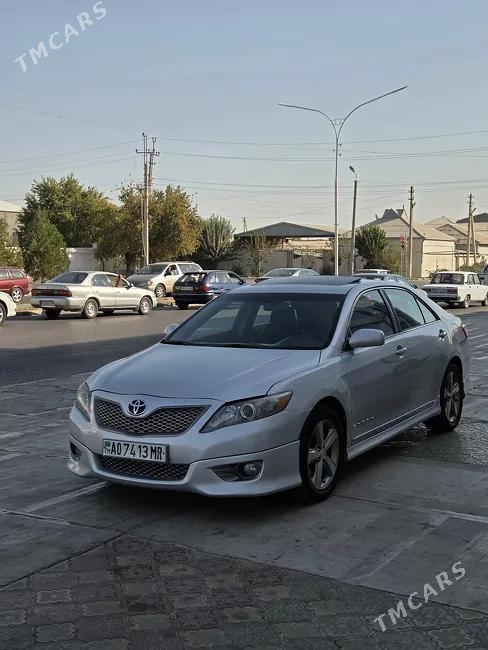 Toyota Camry 2010 - 1