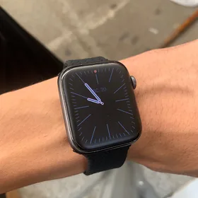 Apple watch  5