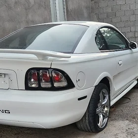 Ford Mustang 1995