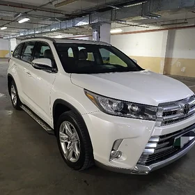 Toyota Highlander 2017