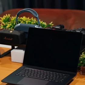 MACBOOK AIR 15" | M4 | 16GB