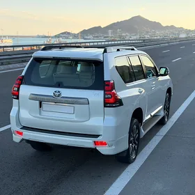 Toyota Land Cruiser Prado 2019