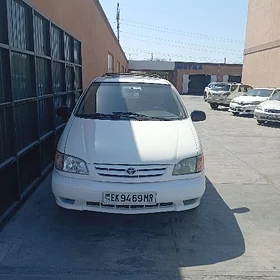 Toyota Sienna 2002